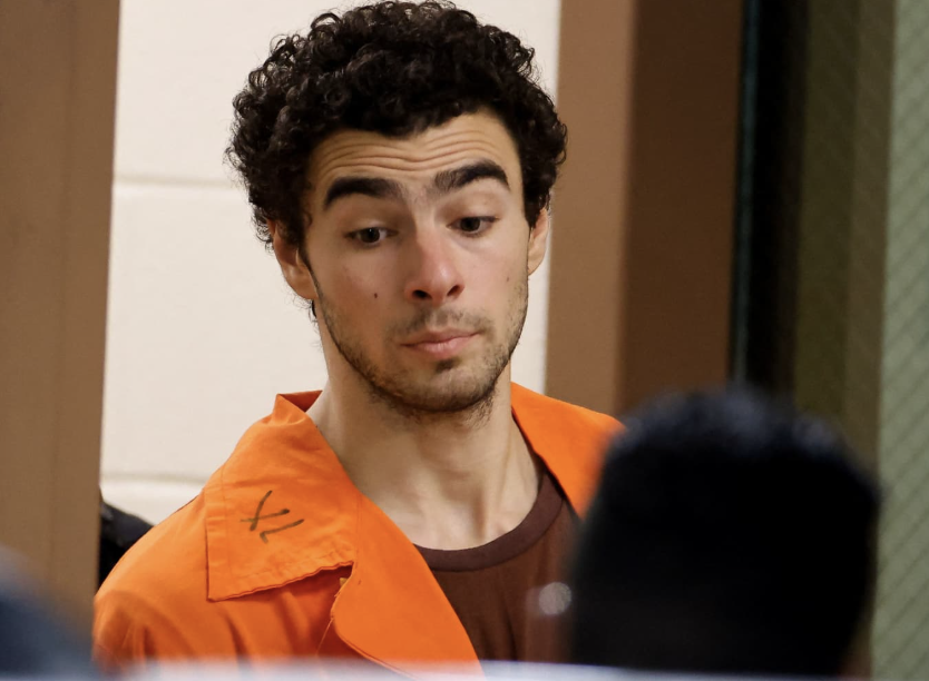 天呐!纽约检方对Luigi Mangione指控由二级谋杀改一级谋杀!并扯上恐怖主义犯罪!